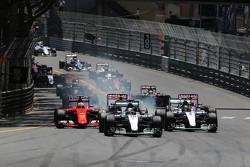 El inicio de la carrera, Lewis Hamilton, Mercedes AMG F1 Team