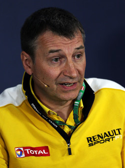Rob White, Renault Sport Deputy Managing Director, in de FIA persconferentie