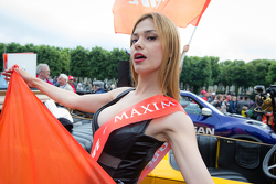 A lovely G-Drive Racing girl