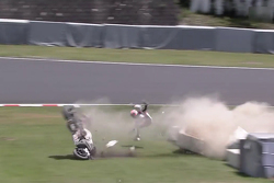 Casey Stoner ha un brutto incidente