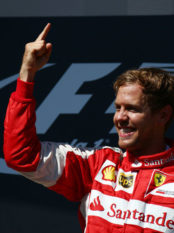 Il vincitore Sebastian Vettel, Ferrari