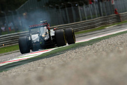 Pastor Maldonado, Lotus F1 E23