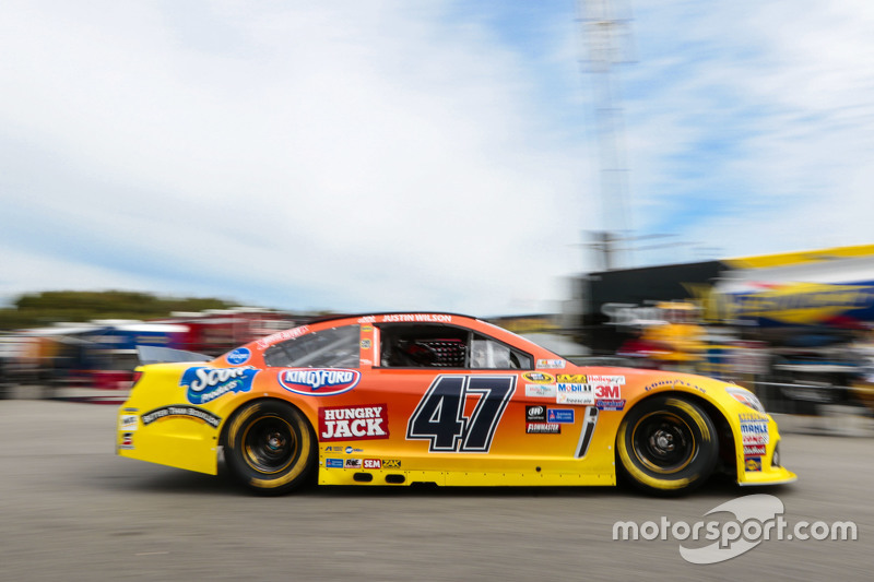Platz 10: A.J. Allmendinger (JTG/Daugherty-Chevrolet), 50 Rennen