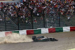 Sergio Perez, Sahara Force India F1 VJM08 se sale de la pista