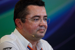 Eric Boullier, McLare-Rennleiter, in der FIA-PK