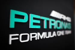 Mercedes AMG F1, Logo