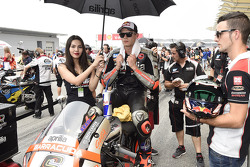 Stefan Bradl, Aprilia Racing Team Gresini con l'ombrellina