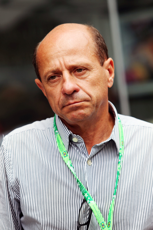 Roberto Moreno net worth salary