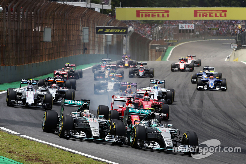 #3: Start in Brasilien: Nico Rosberg vor Lewis Hamilton