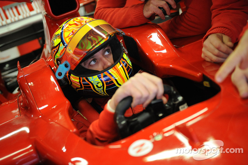 Valentino Rossi test ediyorFerrari F2008