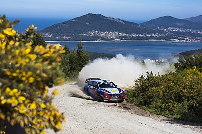 WRC Portekiz: Neuville farkı 30 saniyeye çıkardı, Meeke kaza yaptı