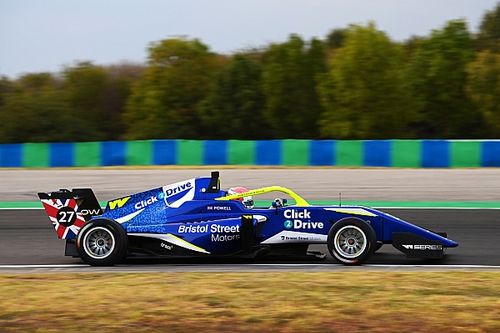 Powell przełamuje serię Chadwick