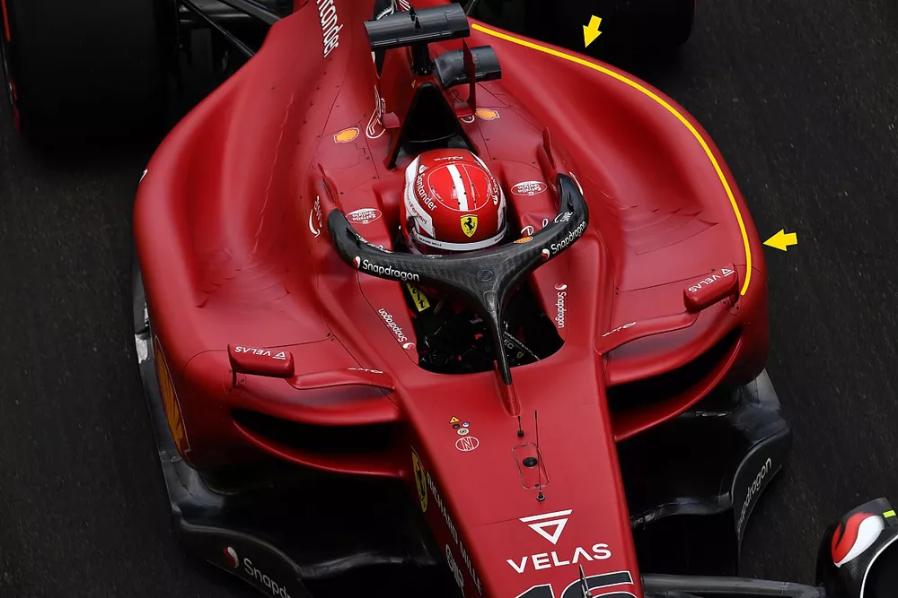 Dettaglio della fiancata della Ferrari F1-75 di Charles Leclerc
