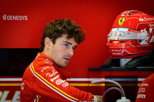 Vasseur defiende a Leclerc: "El coche exigía mucho a los pilotos"