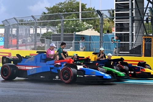 F1: Relembre os anivers&aacute;rios de todos os pilotos do grid de 2025