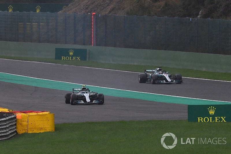 Spektakulärer Dreher: Bottas' Wingman-Mission scheitert