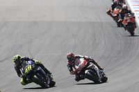 La lesi&oacute;n de Nakagami se produjo tras un choque con Rossi en Assen