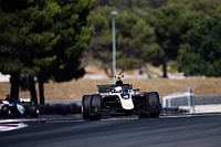 De Vries vence en una accidentada carrera y Calderón 11°