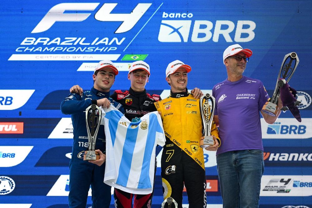 Corrida 2; F4 Brasil