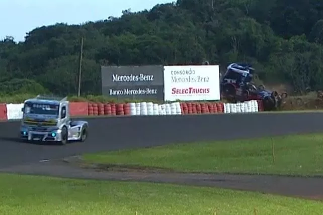 ACIDENTE COPA TRUCK TARUM&Atilde;