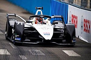 #ThinkingForward z Susie Wolff