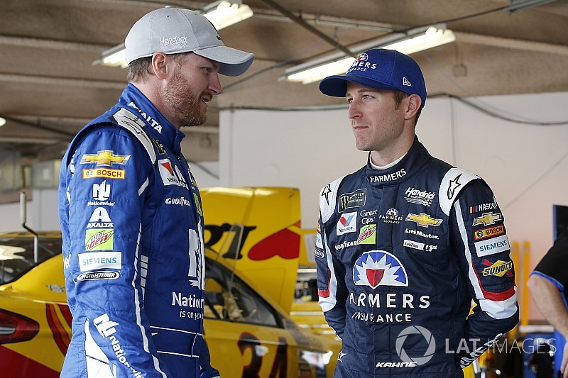 Kahne and Earnhardt lead final practice at Talladega