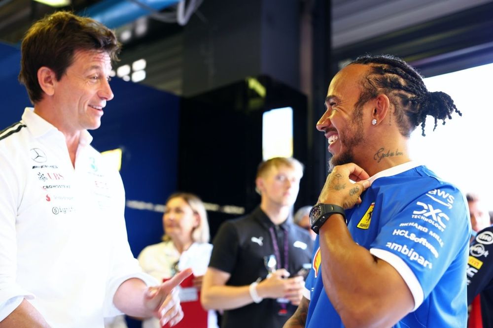 Lewis Hamilton, Ferrari, Toto Wolff, Mercedes
