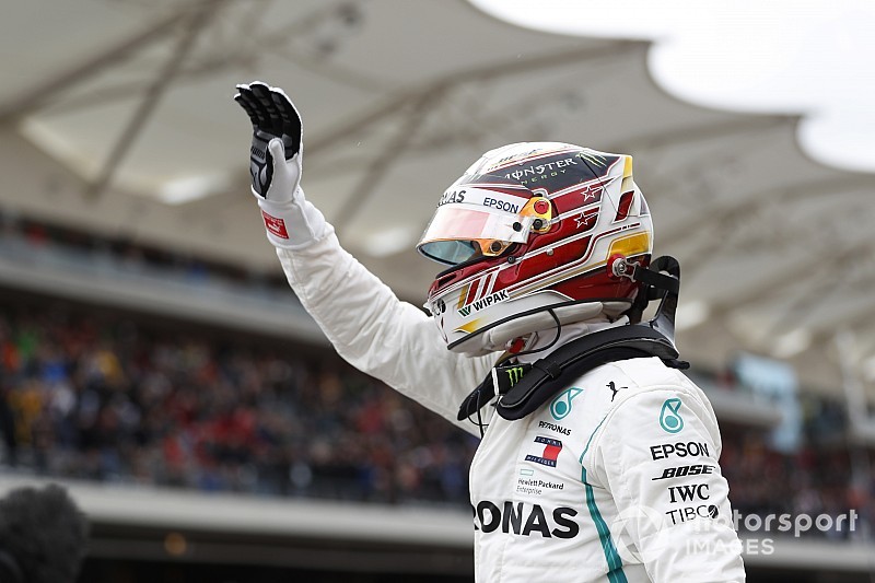 US GP: Hamilton beats Vettel to pole by 0.061s