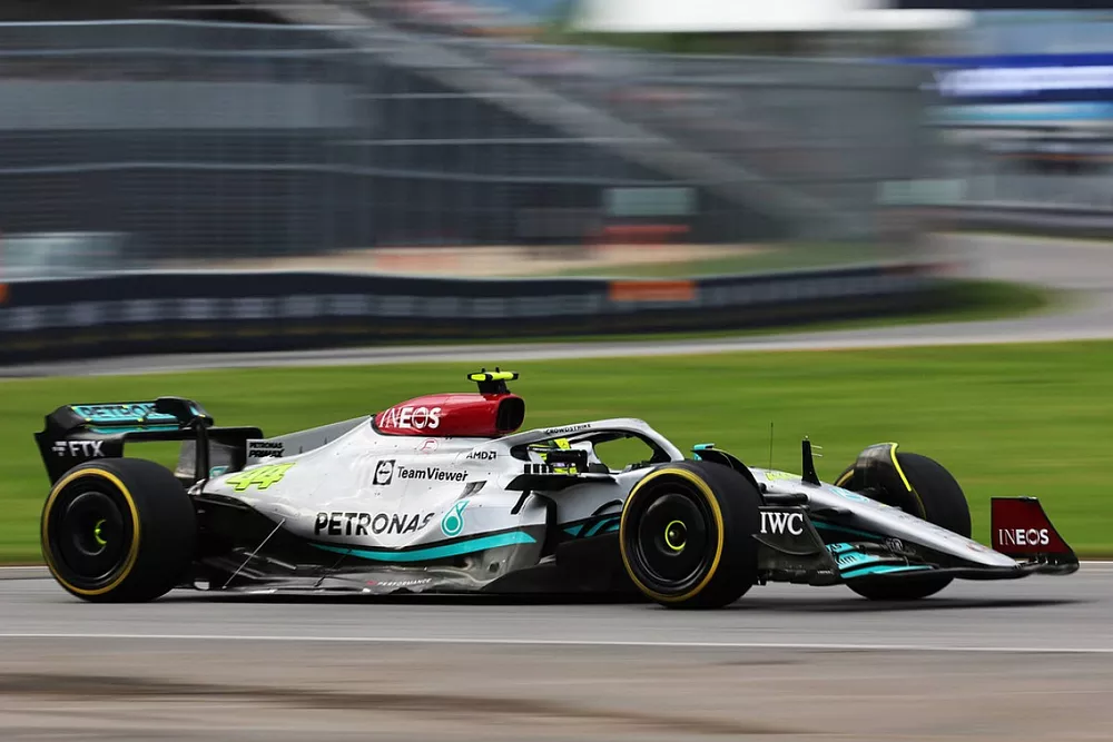 Lewis Hamilton, Mercedes W13