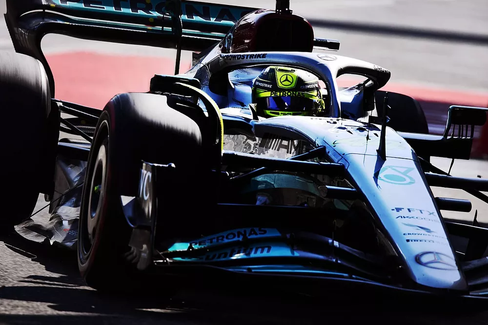 Lewis Hamilton, Mercedes W13