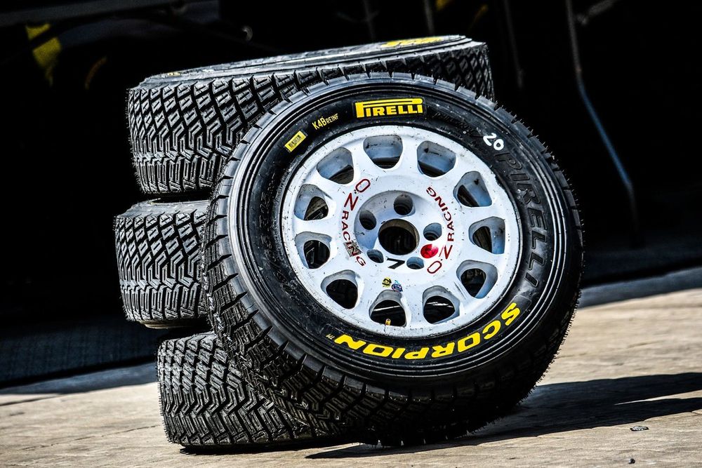 Pirelli tires