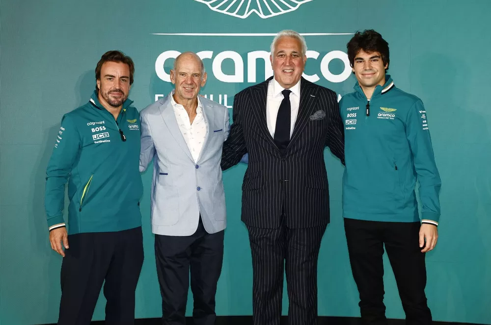 Fernando Alonso, Aston Martin F1 Team, Adrian Newey, Lawrence Stroll, propri&eacute;taire Aston Martin F1 Team, et Lance Stroll, Aston Martin F1 Team