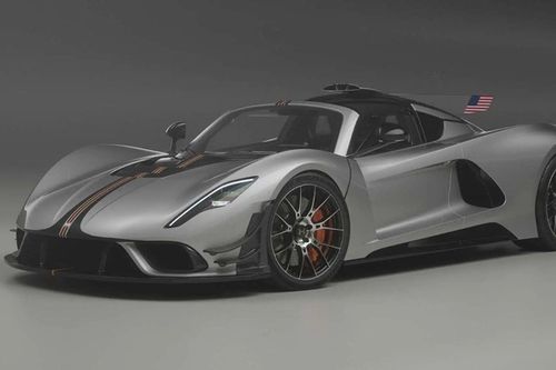 As&iacute; es el coche con cambio manual m&aacute;s potente del mundo: &iexcl;1.842 CV!