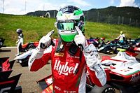 Vesti logra la pole en la F3 tras problemas de Sargeant