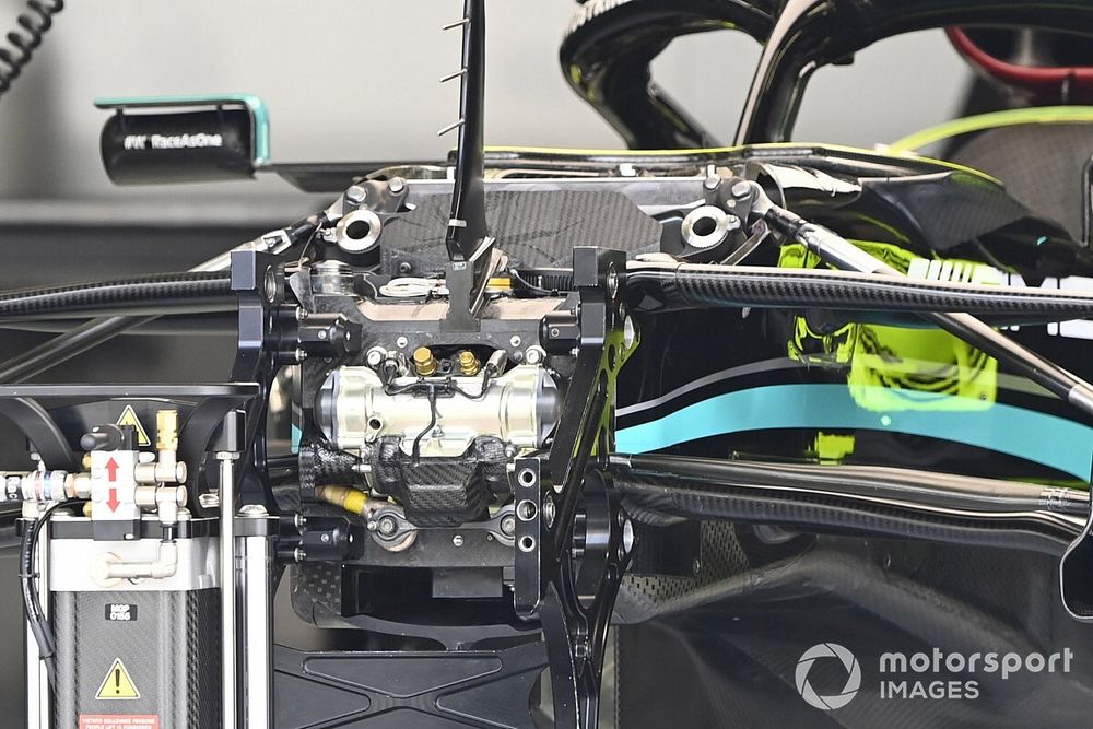Detalle del Mercedes W12