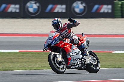 Course - Dovizioso avec autorité ; Lorenzo chasse et chute