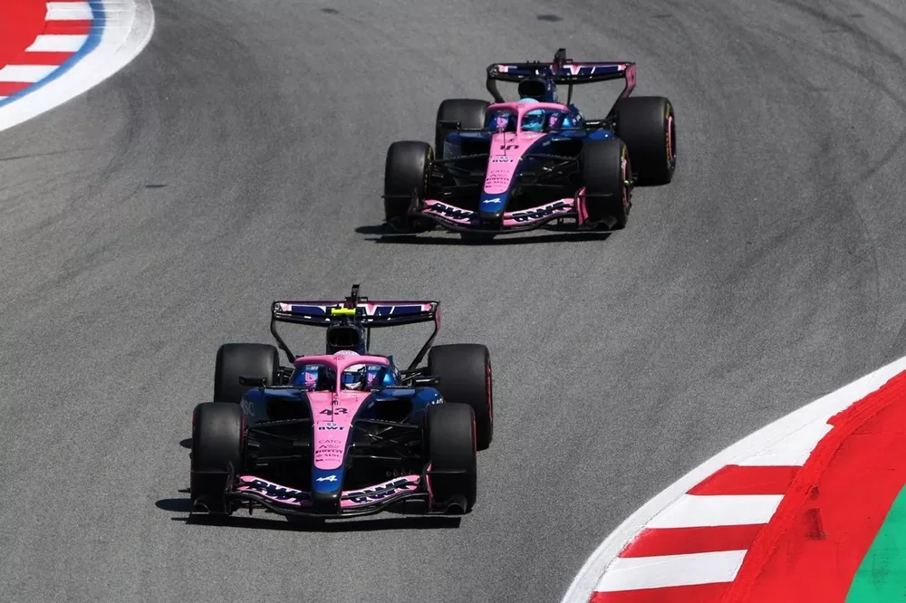Franco Colapinto, Alpine, Pierre Gasly, Alpine, Isack Hadjar, Red Bull Racing