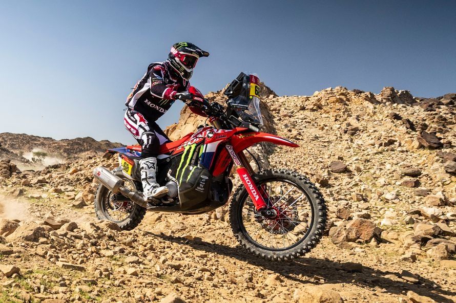 #68 Monster Energy Honda HRC Honda: Tosha Schareina