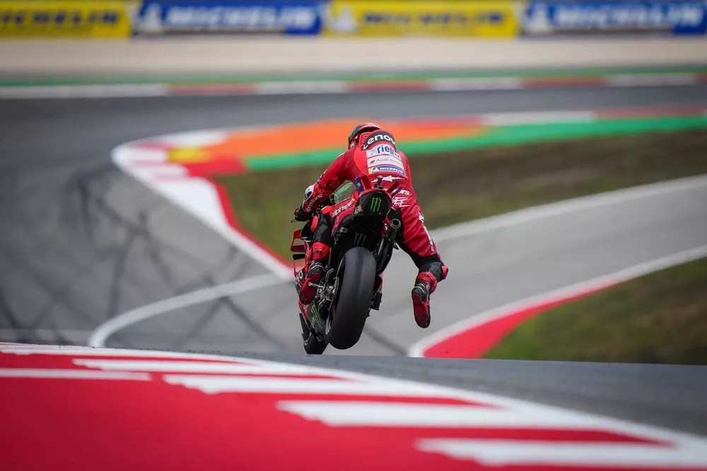 Bagnaia face à sa responsabilité pour bien exploiter la Ducati GP25