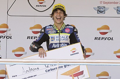 Schwerer Crash: Spanischer Moto3-Pilot kämpft um sein Leben
