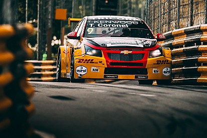 WTCC Macau: Coronel op podium in openingsrace, winst voor Bennani
