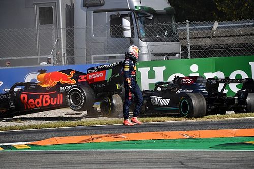 Verstappen perdi&oacute; m&aacute;s de 50 puntos por otros, calcula Marko