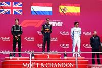 Verstappen gana en Azerbaiy&aacute;n, Piastri abandona y Colapinto es golpeado