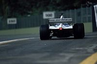 El cartel que coloc&oacute; Williams en su aler&oacute;n para que no embistieran a sus pilotos