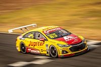 Stock Car: Casagrande lidera primeiro treino no Velopark em sessão marcada por acidente de Ricardo Maurício