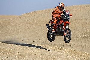 Una sanci&oacute;n a Price da la primera victoria en el Dakar a Petrucci