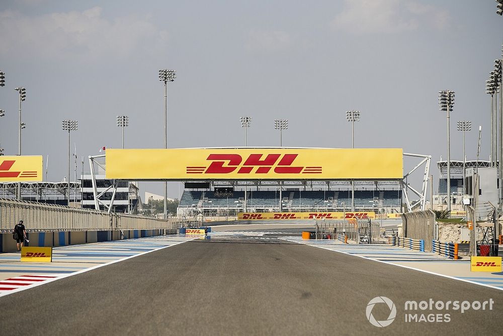 LIVE: F1 Bahrain 2021 pre-season testing - Day 2