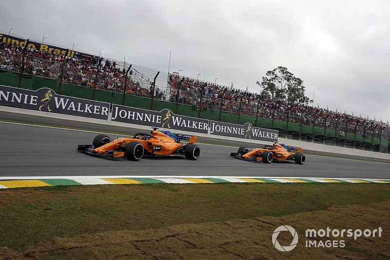 アロンソ&バンドーン、ブルーフラッグ無視により5秒加算ペナルティ