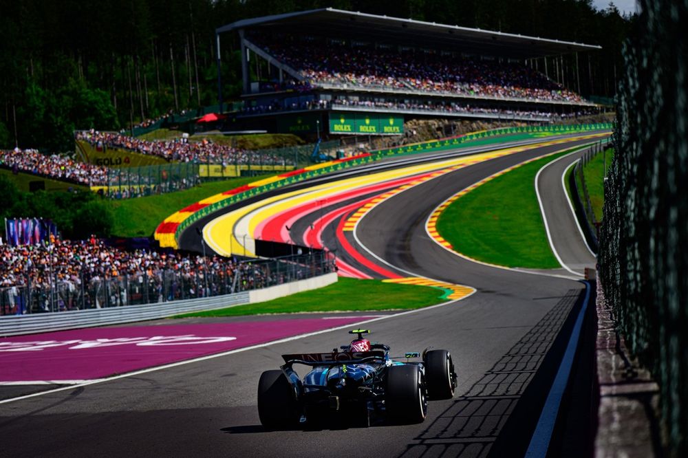 Lewis Hamilton, Mercedes W15