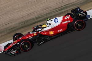 lewis-hamilton-ferrari.jpg